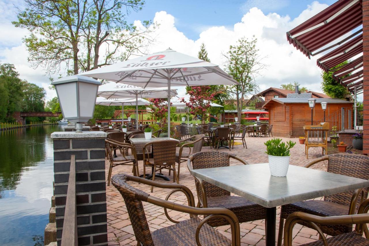 Seehotel Zum Loewen Strasen Exterior photo